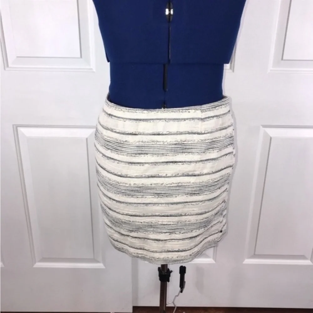 Gap Factory 12 textured weave cream/grey/silver metallic stripe mock wrap skirt‎